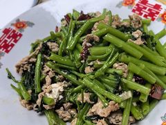 -崴海渔村(虹梅路店)