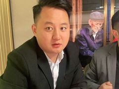 -左庭右院鲜牛肉火锅(浦江欢乐颂店)