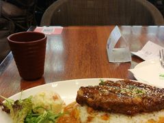 -玛格萝妮比萨屋(四平店)