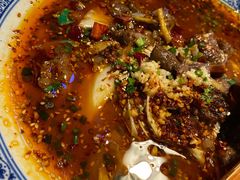 水煮牛肉-山色西餐·柴火烤披萨