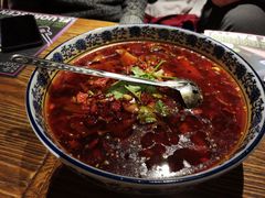 重庆毛血旺-胡桃里音乐酒馆(环亚凯瑟琳广场店)