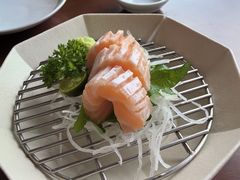 -8PINTS八品脱·日料·烧鸟·精酿小酒馆(莘庄店)