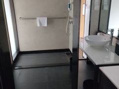 -广州大学城雅乐轩酒店