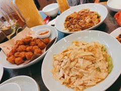 -李记饺子·熏酱东北菜(欢乐谷店)
