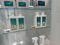 -福奈特洗衣洗鞋(宝华广场店)