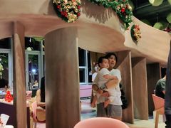 -水桶王国主题餐厅·聚会·生日派对·亲子活动·家庭套餐(亚龙湾希尔顿店)