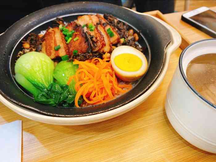 瓦煲记(福久源店)-"十月二号,结束了神农架之旅回到宜昌.一直.