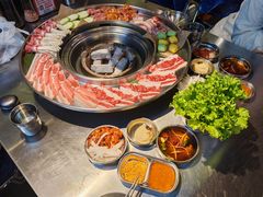 -哈哈碳都·牛肋条无限自助烤肉(宝龙店)