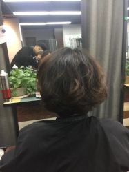 -镁连社·美联社