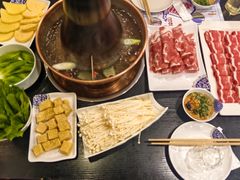 -楼外楼大刀肉传统火锅居(幸福街店)