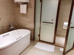 -青岛天瑞星空酒店