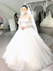 -艾米丽婚纱礼服