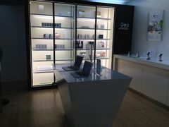 -颐高数码广场(邯郸路店)