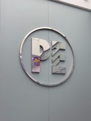 -PE SALON