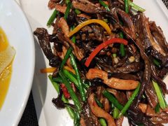 鹿茸困炒猪颈肉-巧庆楼·茶膳