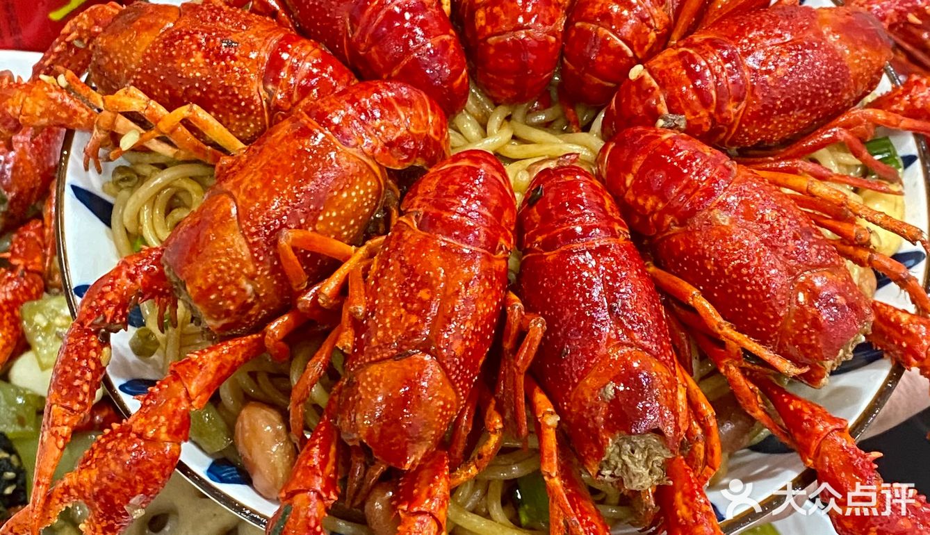 夏天就是要炫小龙虾🦞🦞认准这家很辣很好吃！！