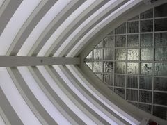 iphone_upload_pic-钟书阁(松江泰晤士小镇店)