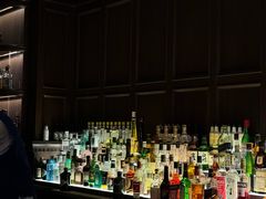 -LONG BAR 廊吧(外滩华尔道夫酒店)