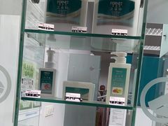 -福奈特洗衣洗鞋(芷江西路店)