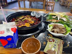 串串香-灌县老妈砂锅串串香(万科红生活广场店)