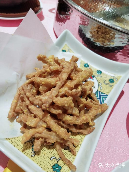 行家海鲜火锅酒家(静安寺店)金沙茶树菇图片