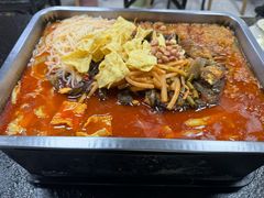 -在巷子里的烤肉店·螺蛳粉烤鱼·牛蛙(和美城店)