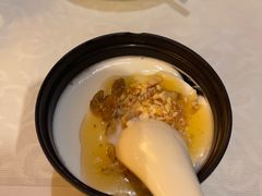 -汗腾格里·风味餐厅(新疆驻京办店)