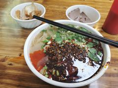 -陈记牛肉面