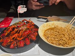 -巴厘龙虾·榜首油焖大虾(洞庭·艺术洋房店)