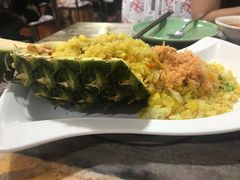 -玖月时尚泰式餐厅