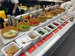 -四囍码头海鲜烧烤自助火锅(外滩南京东路悦荟广场店)