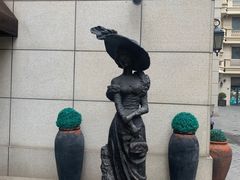 -鲁邦国际风情街(麦世达韩国精品百货店)