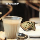冬天里的第一杯咖啡，第一次吃到好吃的可露丽～