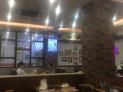 大堂-鱼众不同·鸡公煲·烤全鱼(国顺路店)