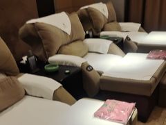 -金色印象·4K影院式足体养生(南坪桃源店)