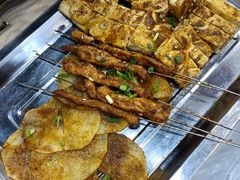 -江城燕子大排档(江汉路步行街店)