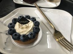 -UNI UNI(环亚凯瑟琳店)