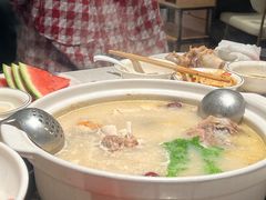 -三人行骨头王火锅(长寿店)