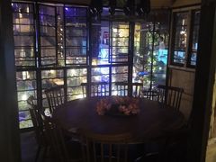 -临界音乐酒馆·小龙虾·江湖菜(华熙LIVE·鱼洞店)