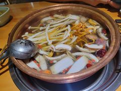 -一善菌·云南菌汤·云南菜(银泰城店)