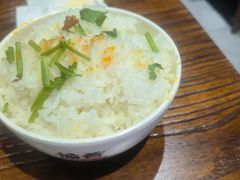 -愉肴麻辣香锅(中山路店)