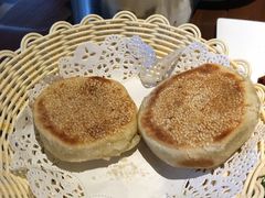 鱼肉烧饼-Local泰莲庭(虹鳟鱼店)