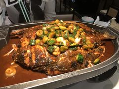 -江边城外烤全鱼(世茂广场店)