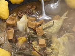 -哈尔滨东北铁锅炖(都督街店)