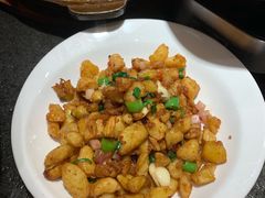 -万重锦·人文川菜馆(骡马市店)