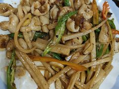 -始兴县农家小院餐馆