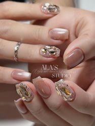 -Wax Brow蜜蜡脱毛美甲美睫眉吧