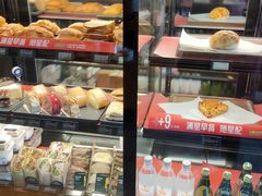 面包甜点陈列柜-星巴克(北京万科时代广场店)