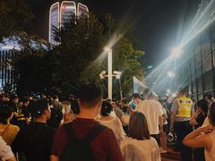 -上海体育场