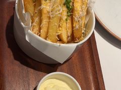 -阿妮叶李(光谷世界城店)